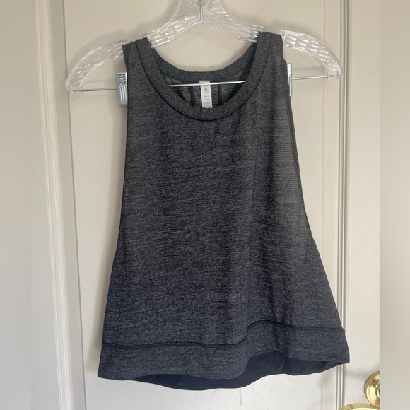 Lululemon Melange Gray Lightweight Long Crop Sleeveless Tank size 4 - Picture 1 of 3